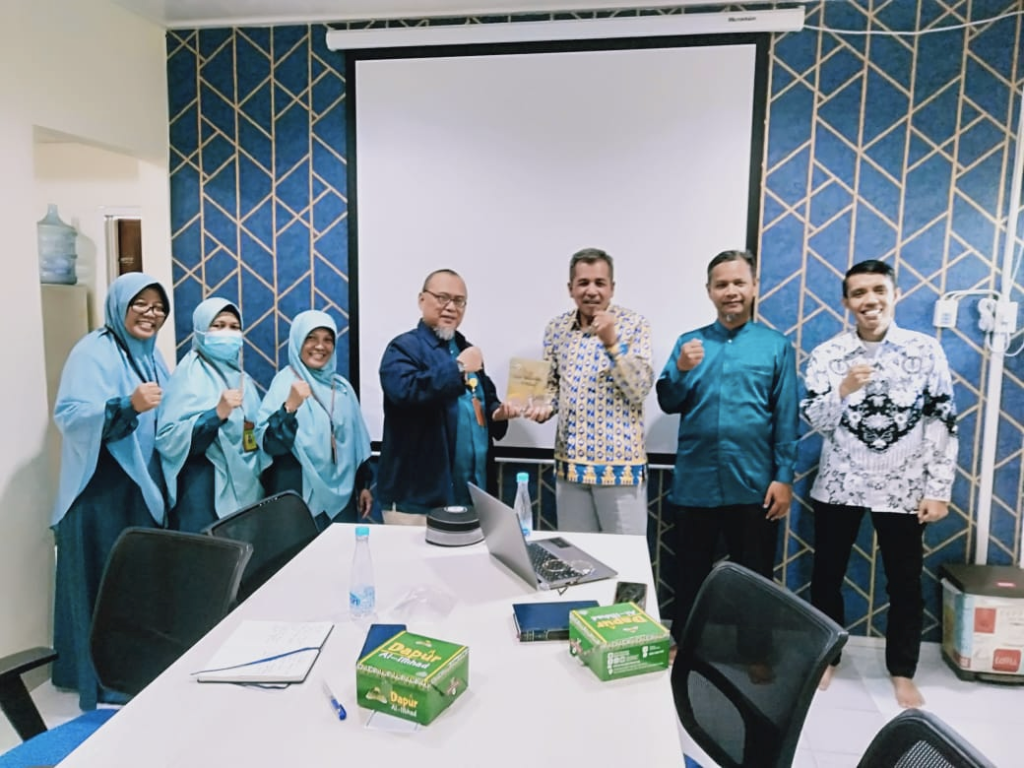 kunjungan dari Yayasan Pembina Lembaga Pendidikan (YPLP) PGRI Provinsi Riau