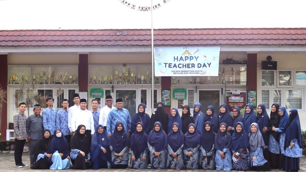 peringatan hari guru nasional 2025 di SMAIT Al-Ittihad